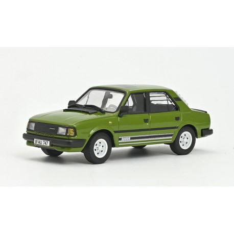 1985 ŠKODA 120 L − Zelená olivová, bílá kola a kryty kapoty a z. okna − Export / Tuzex − Abrex/Model DEPO 1:43